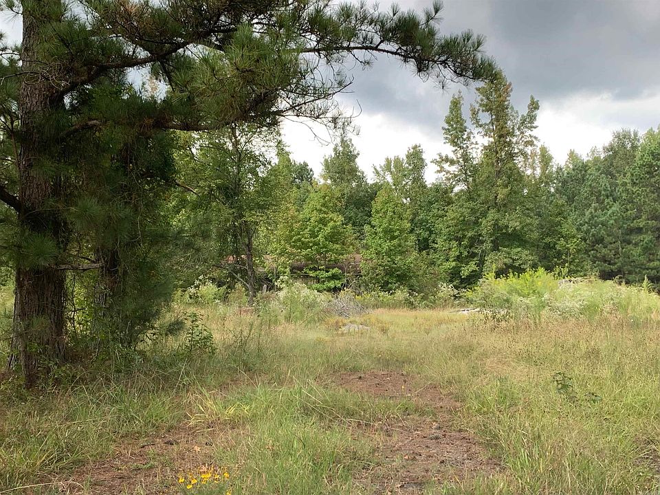 2nd image of 10743 Princeton Pike