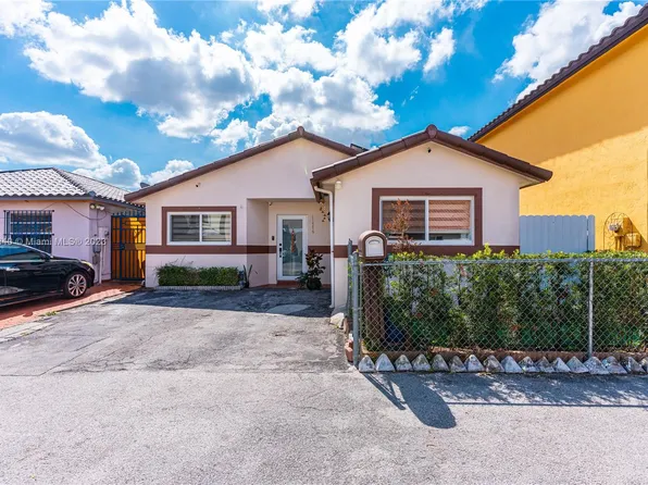 11576 SW 7th St, Sweetwater, FL 33174