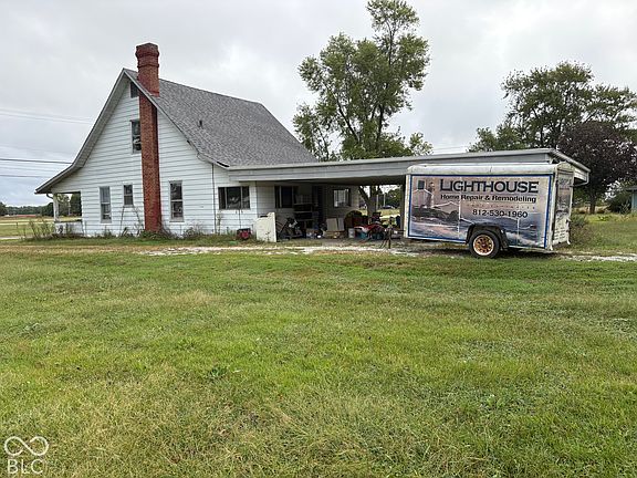 2nd image of 735 W 200th Rd S