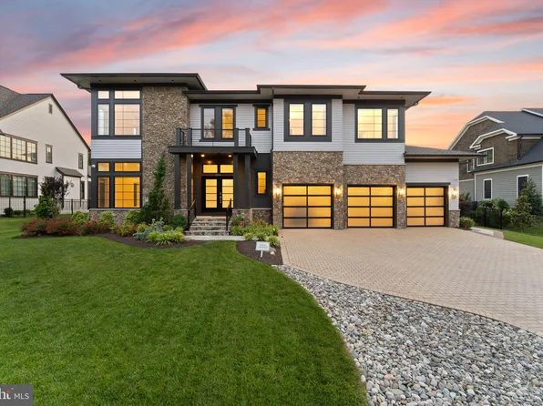 1554 Davidson Rd, McLean, VA 22101