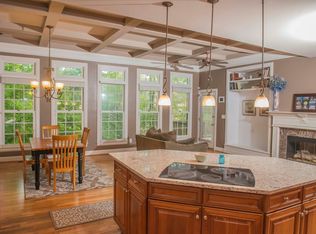 5048 Ivybridge Dr, Lexington, KY 40515