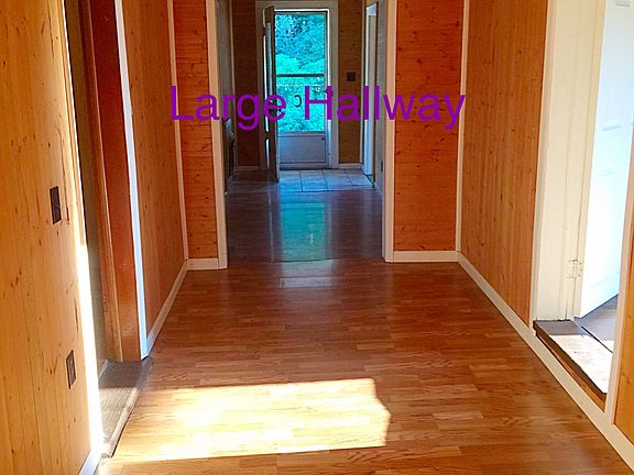 2nd image of 1437 Thompson Creek