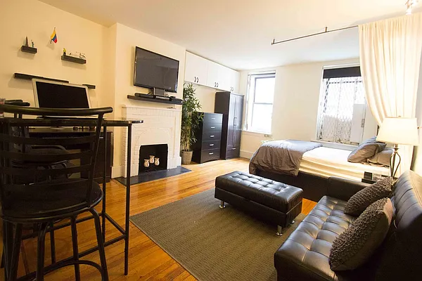 Rented by Maz Group NY | media 7