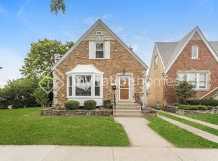 6016 N Austin Ave, Chicago, IL 60646