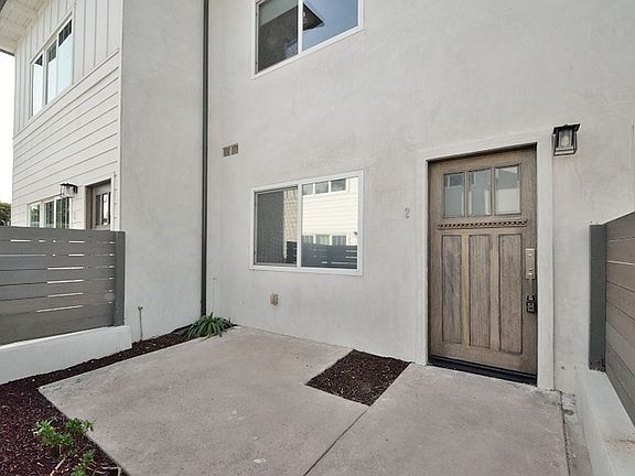 2nd image of 1335 Manhattan Beach Blvd APT 2