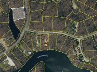11 Cumberland Lakes Dr, Monterey, TN 38574
