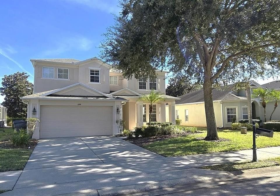 1st image of 844 SUFFOLK PLACE