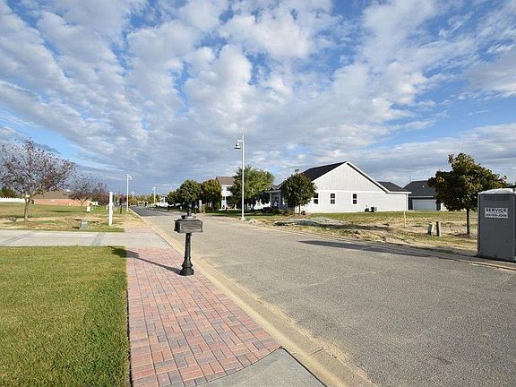 3rd image of 5932 S Dune Harbor Dr