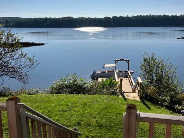 5 Pearl Drive, Brunswick, ME 04011