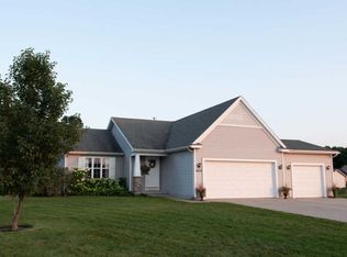1823 Water Lily Ln, Wayland, MI 49348