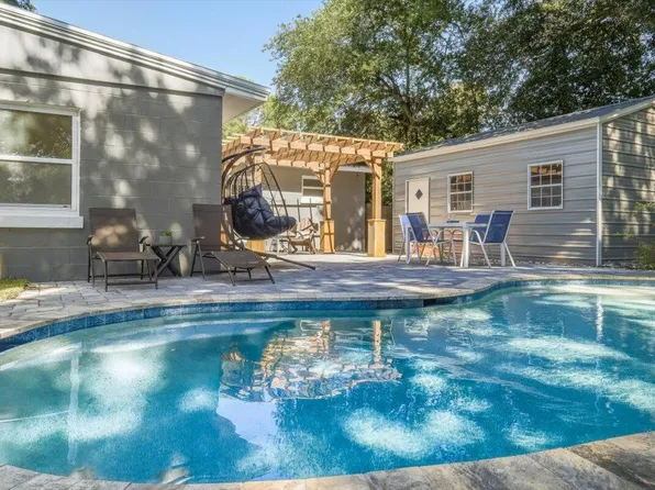 362 Kepner Dr NE, Fort Walton Beach, FL 32548