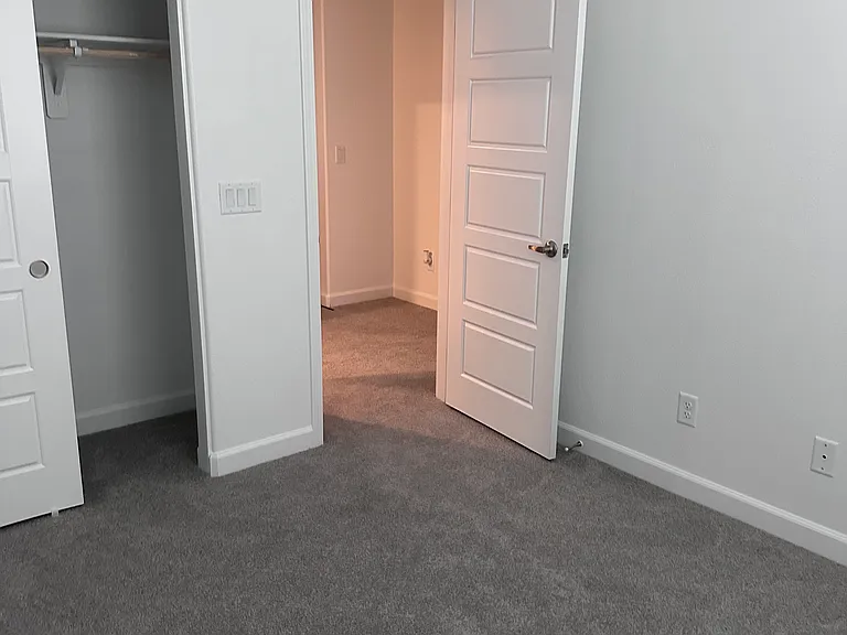 3435 Grecian Queen Ave — Photo 5