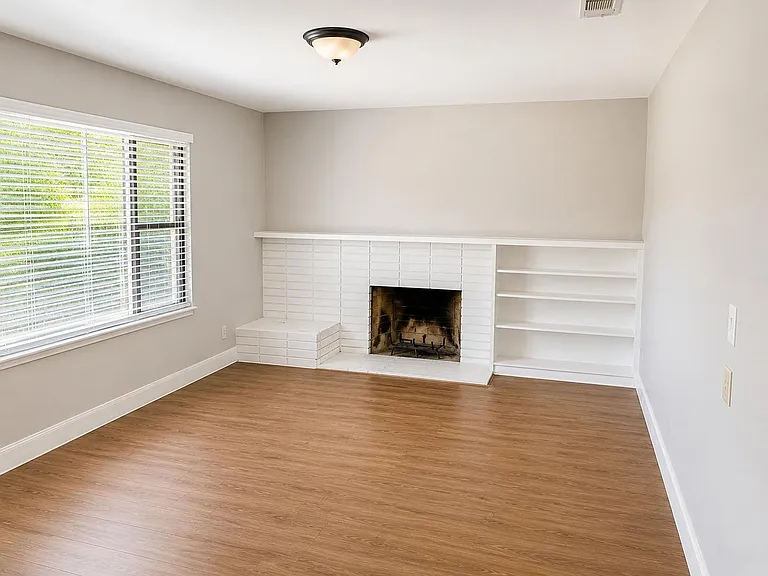 4556 Beechnut Way — Photo 3