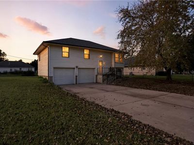 107 Date St, Garden City, MO, 64747