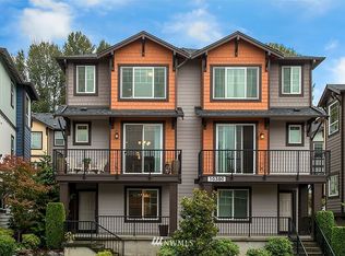 10380 156th Pl NE APT 102, Redmond, WA 98052