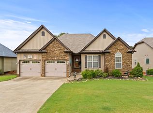 314 War Emblem Dr, Boiling Springs, SC 29316