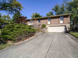 846 Rogers Rd, Villa Hills, KY 41017