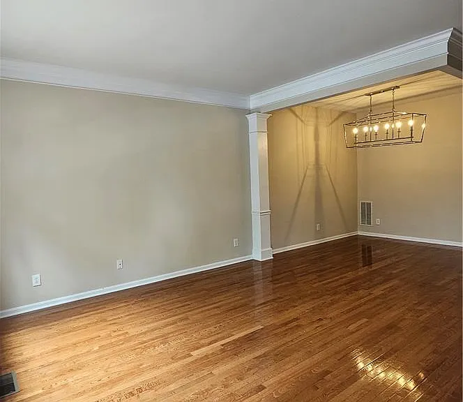 5262 Chandler Way S — Photo 4