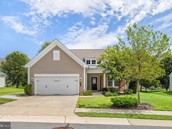 39 Battery Point Dr, Fredericksburg, VA 22406