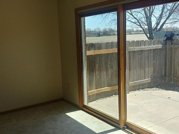 5th image of 2902 Nottingham Dr