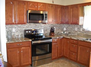 15 Munce Ridge Rd, Washington, PA 15301