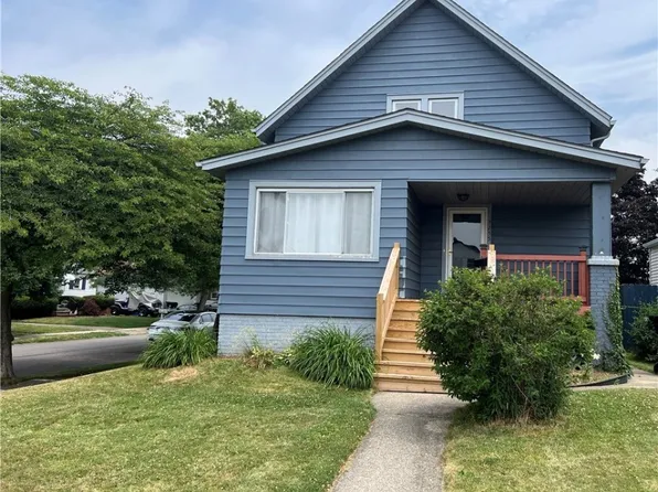 3255 W 141st St, Cleveland, OH 44111
