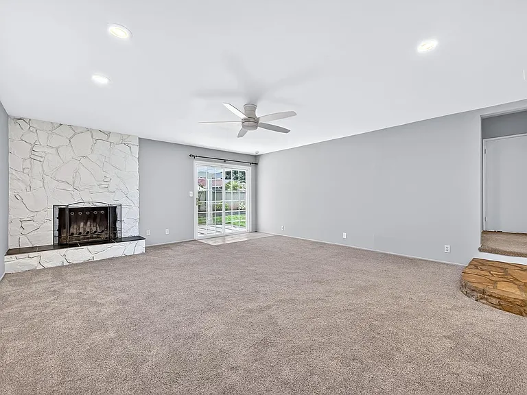 4913 Premiere Ave — Photo 21