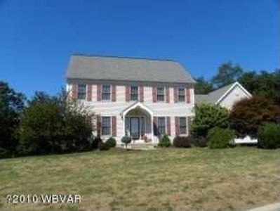 1221 Hillsdale Dr, Williamsport, PA, 17701