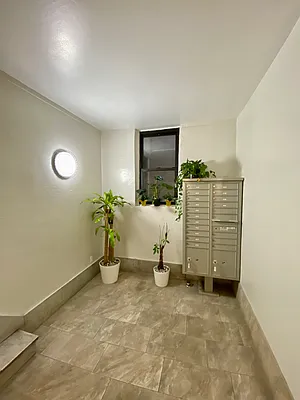 Rented by LRGNY Group, Inc. | media 14