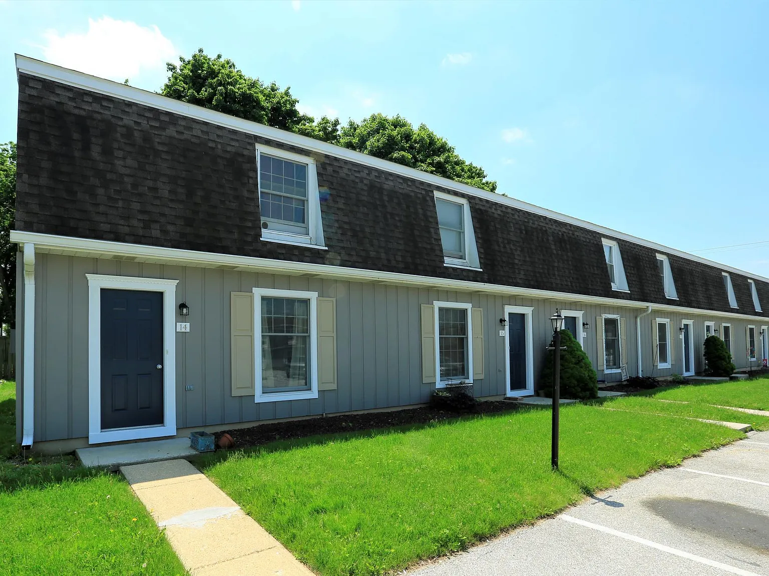 2 bed, $1,295 — Photo 2