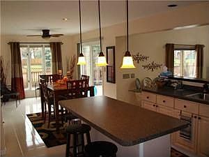 4th image of 50 E Pinelake Dr