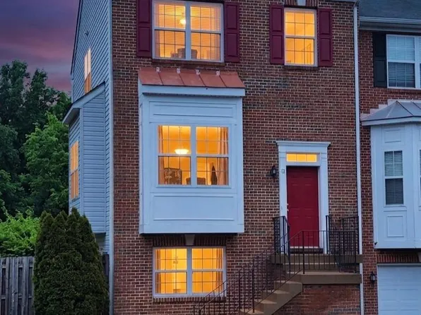 12 Townes Pl, Fredericksburg, VA 22405