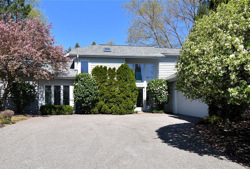 1st image of 33605 Wellingford Ct