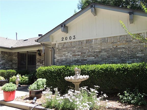2nd image of 2003 Willowwood St