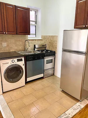 Rented by Corcoran | media 24