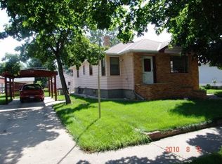 750 Frank Ave SE, Huron, SD 57350