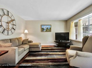 1234 Kimberly Dr, Lansing, MI 48912