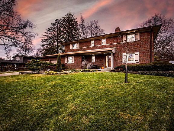 2nd image of 7846 Glenbrook Ct