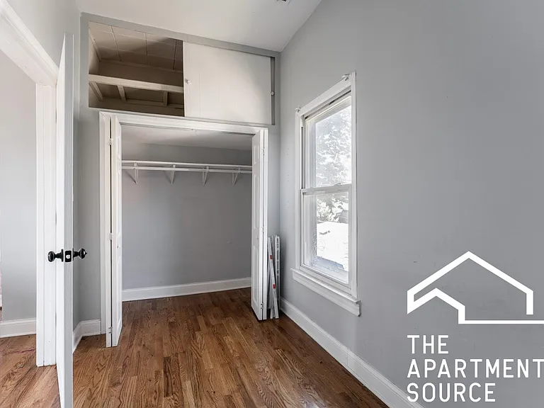 2818 N Drake Ave #2R — Photo 5