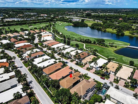 5th image of 215 Coral Cay Terrace