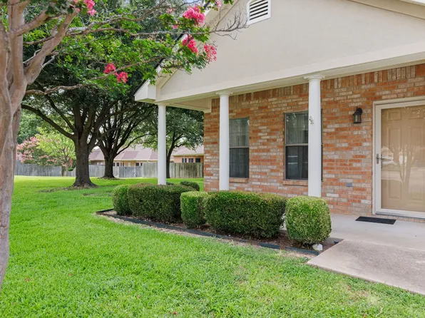 1908 Casual Cir, Woodway, TX 76712