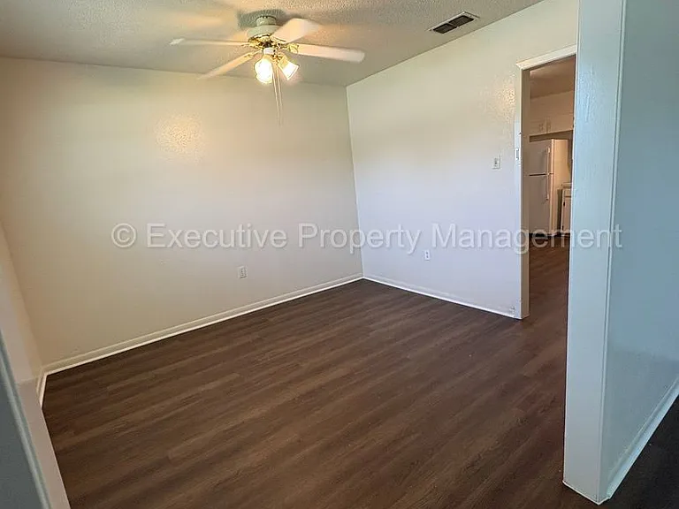 616 Cedar Dr — Photo 11