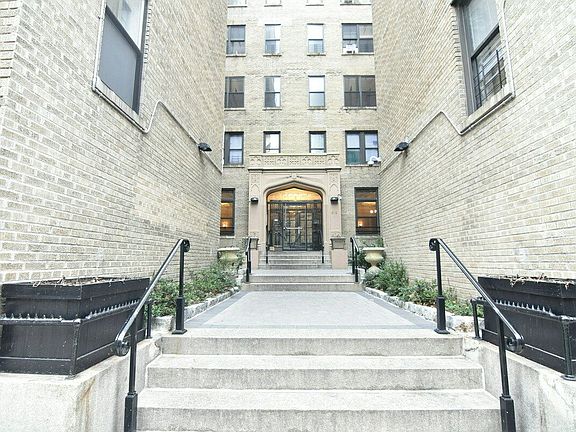 5th image of 612 W 144th St #7F