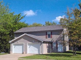 2100 Live Oak Ln, Columbia, MO 65202