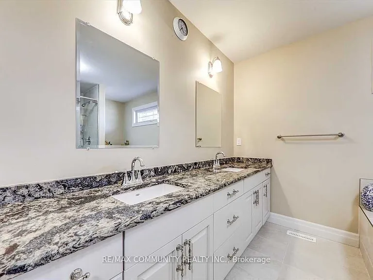 23 Blossom Ct — Photo 18