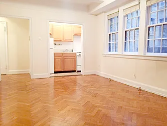 Rented by LIVING QUARTERS NY INC