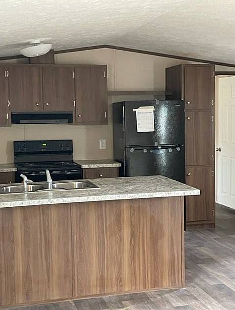 1st image of 210 Gemini Dr #210