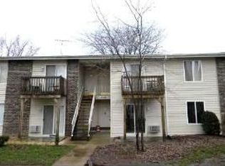 2400-104 Light Rd, Oswego, IL 60543