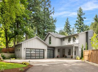 4247 Lords Ln, Lake Oswego, OR 97035