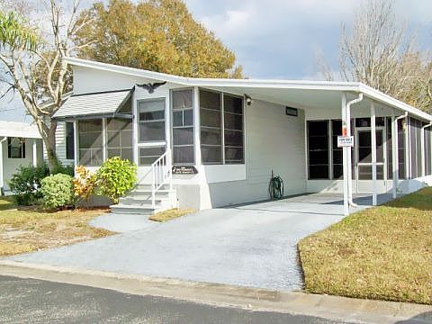 1st image of 208 Johnathans Cay